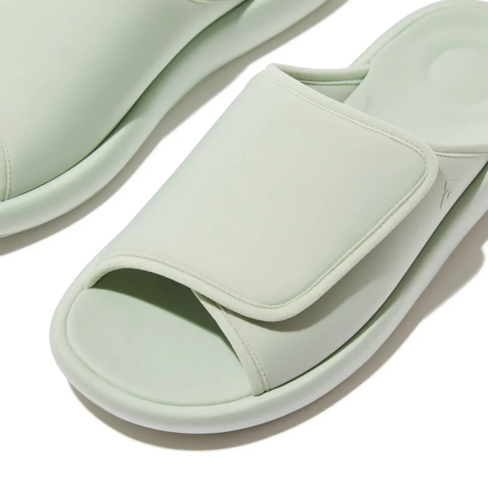 รองเท้าแตะ ผู้หญิง รุ่น iQUSHION CITY ADJUSTABLE WATER-RESISTANT SLIDES