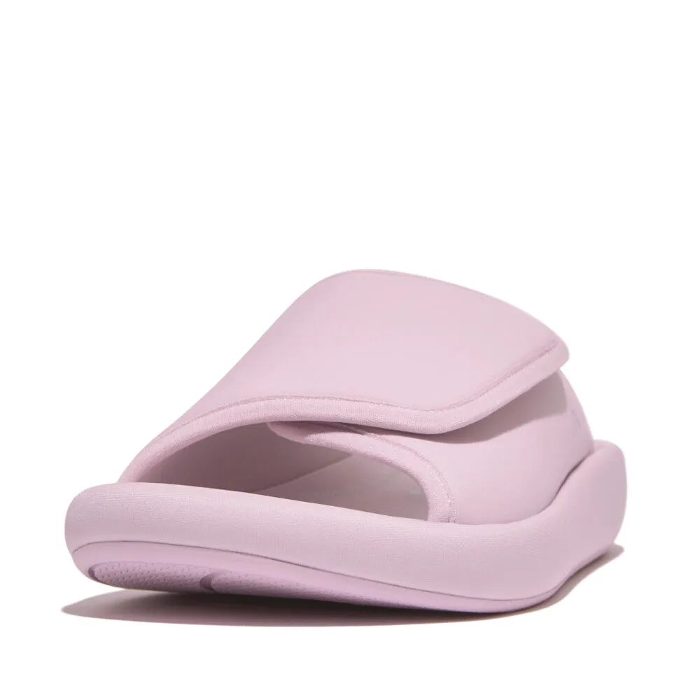 รองเท้าแตะ ผู้หญิง รุ่น iQUSHION CITY ADJUSTABLE WATER-RESISTANT SLIDES