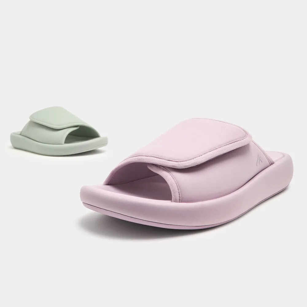 รองเท้าแตะ ผู้หญิง รุ่น iQUSHION CITY ADJUSTABLE WATER-RESISTANT SLIDES