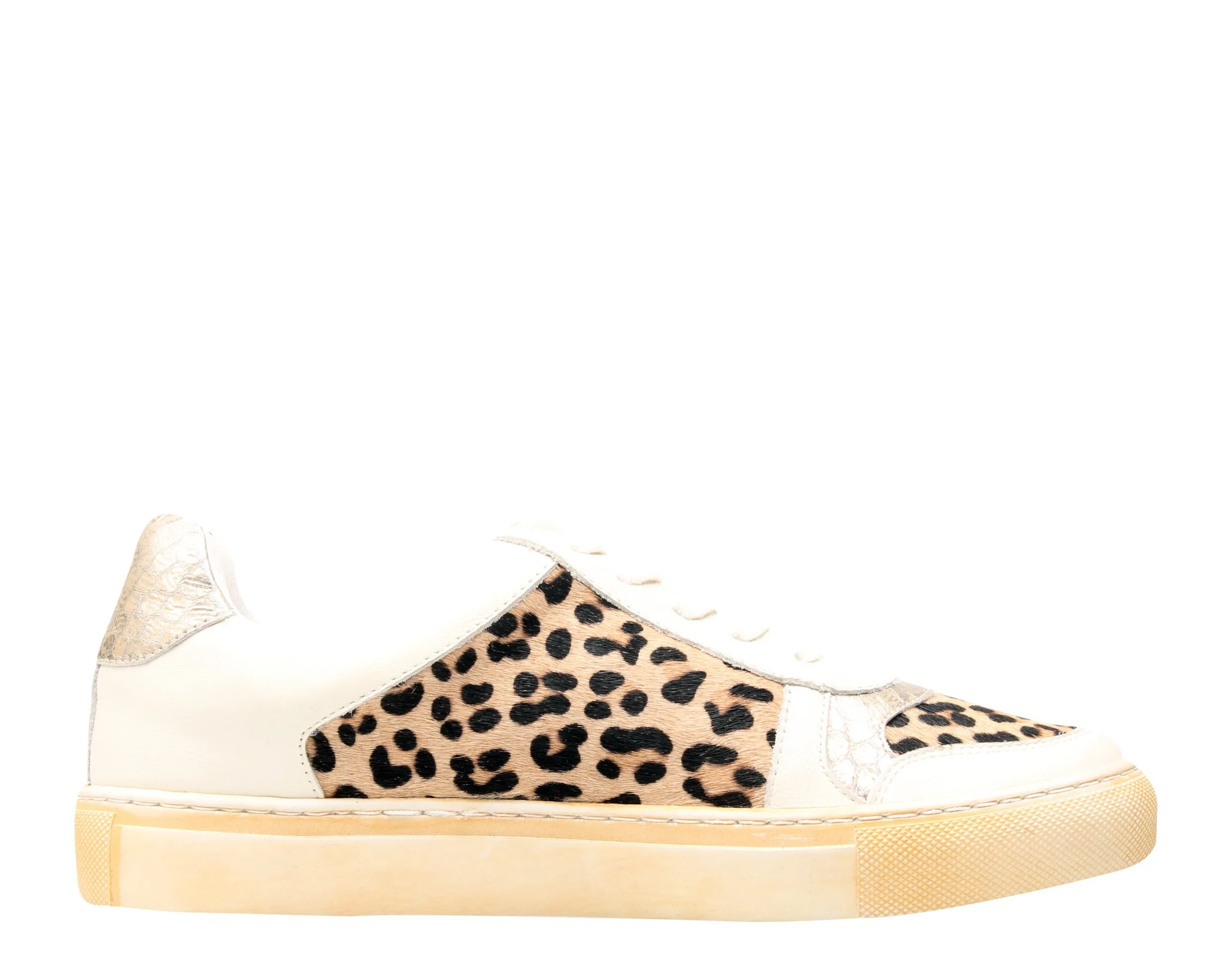 Chocolat Blu Neza Women's Casual Sneaker
