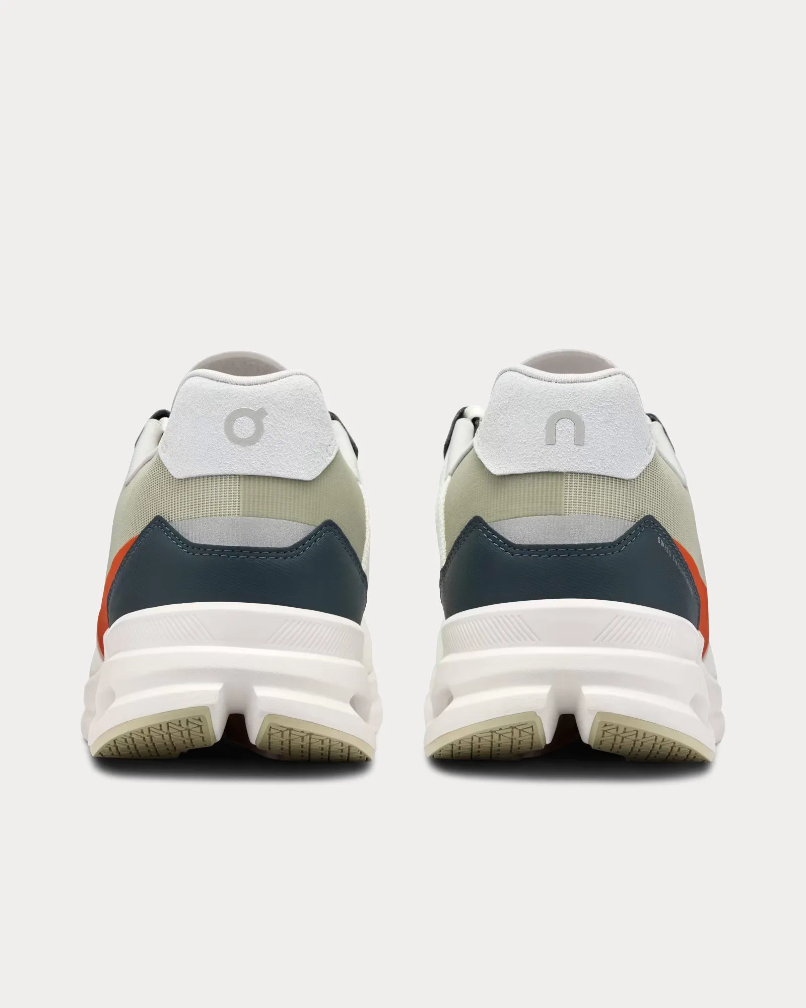 Cloudrift Undyed-White / Flame Running Shoes
