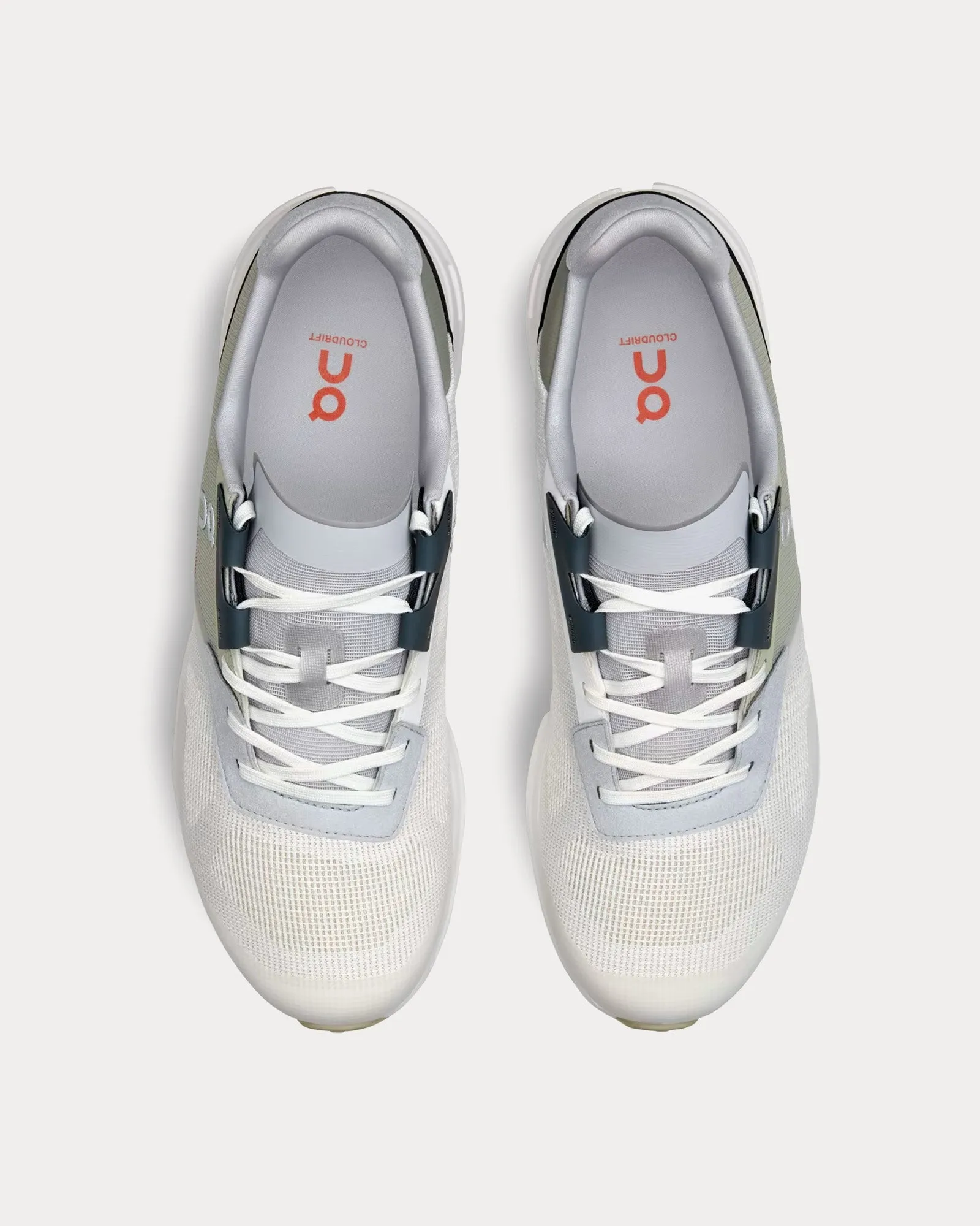 Cloudrift Undyed-White / Flame Running Shoes