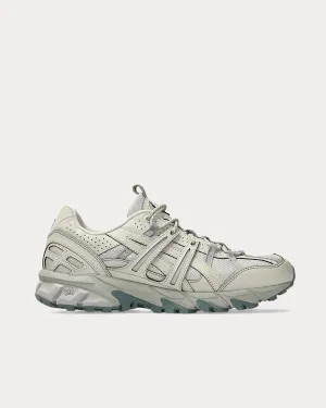 Gel-Sonoma 15-50 Light Dust / Olive Grey Low Top Sneakers