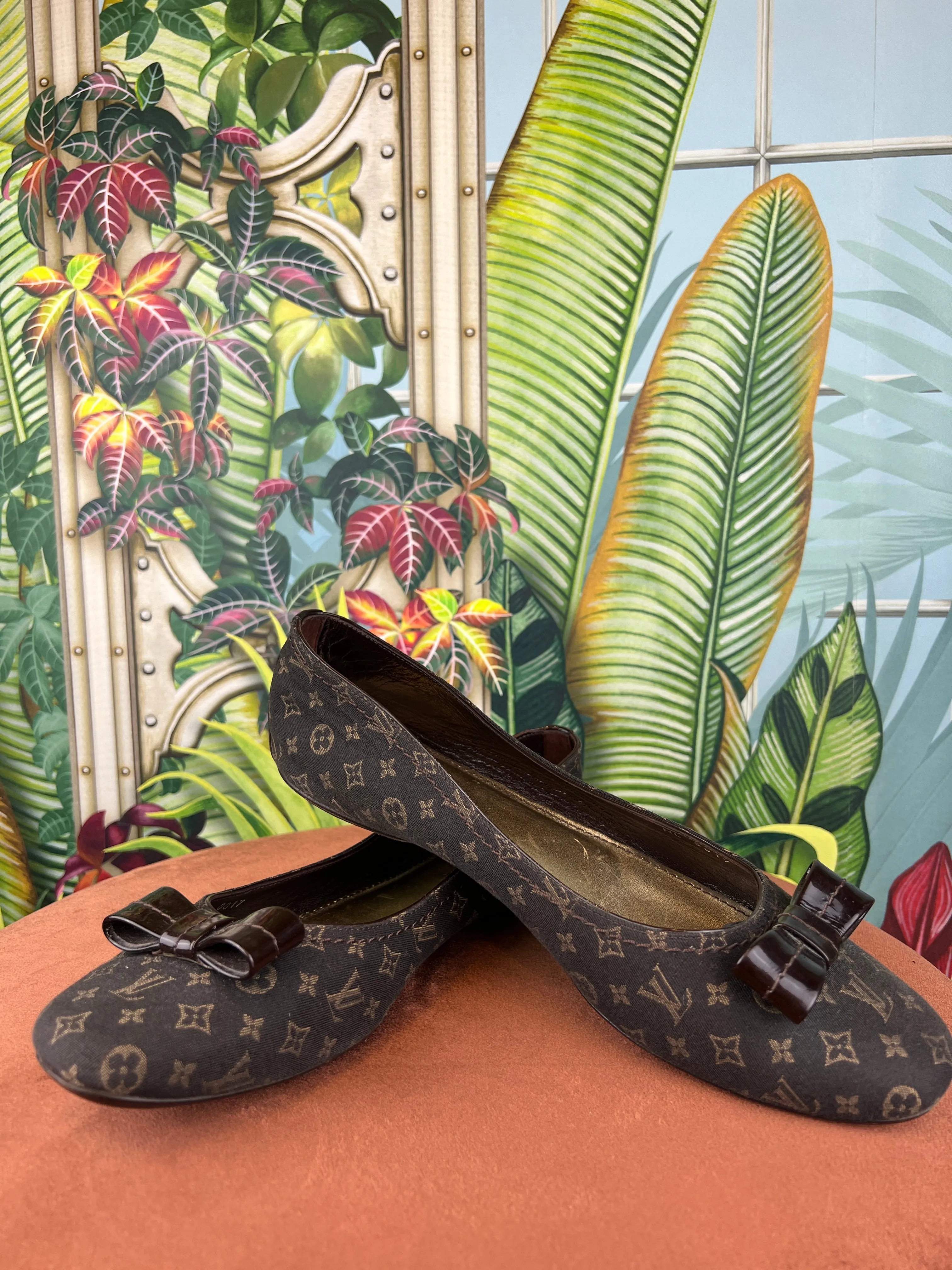 Louis Vuitton ballerina monogram