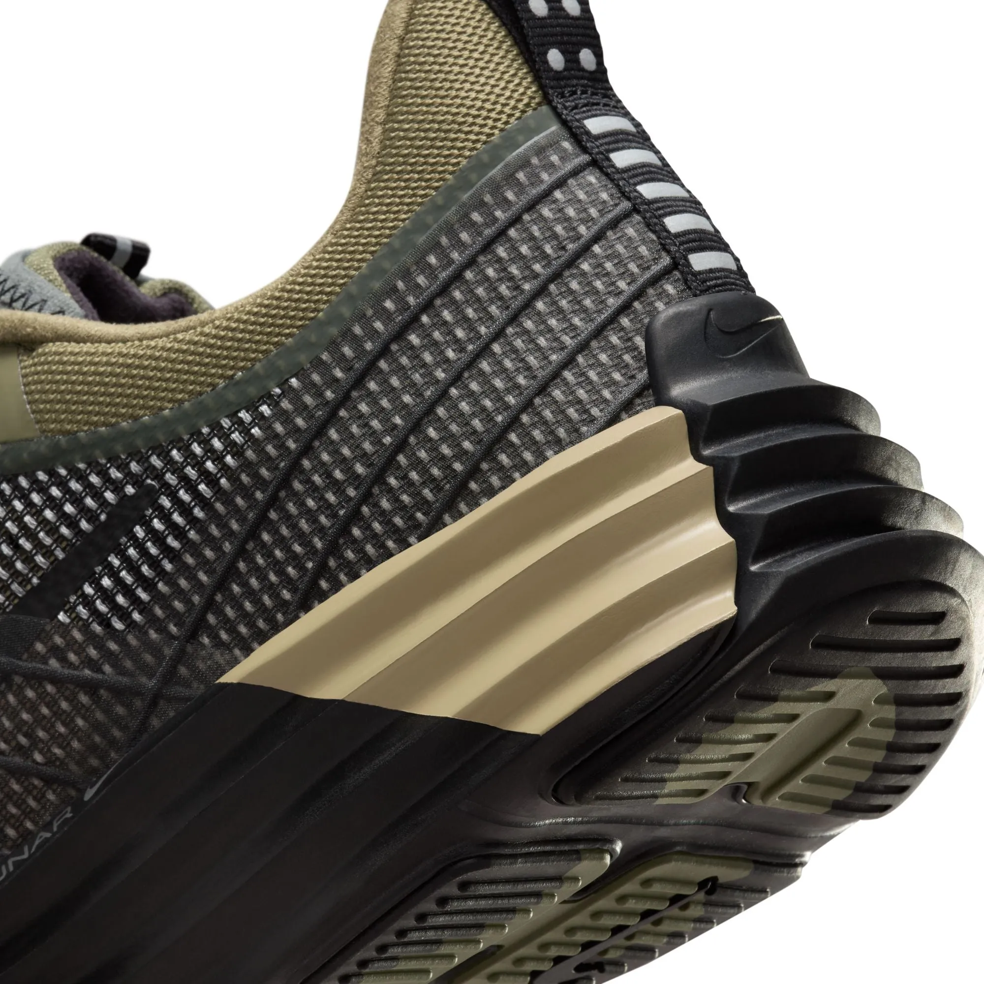 Nike - Lunar Roam SE ~ Medium Olive