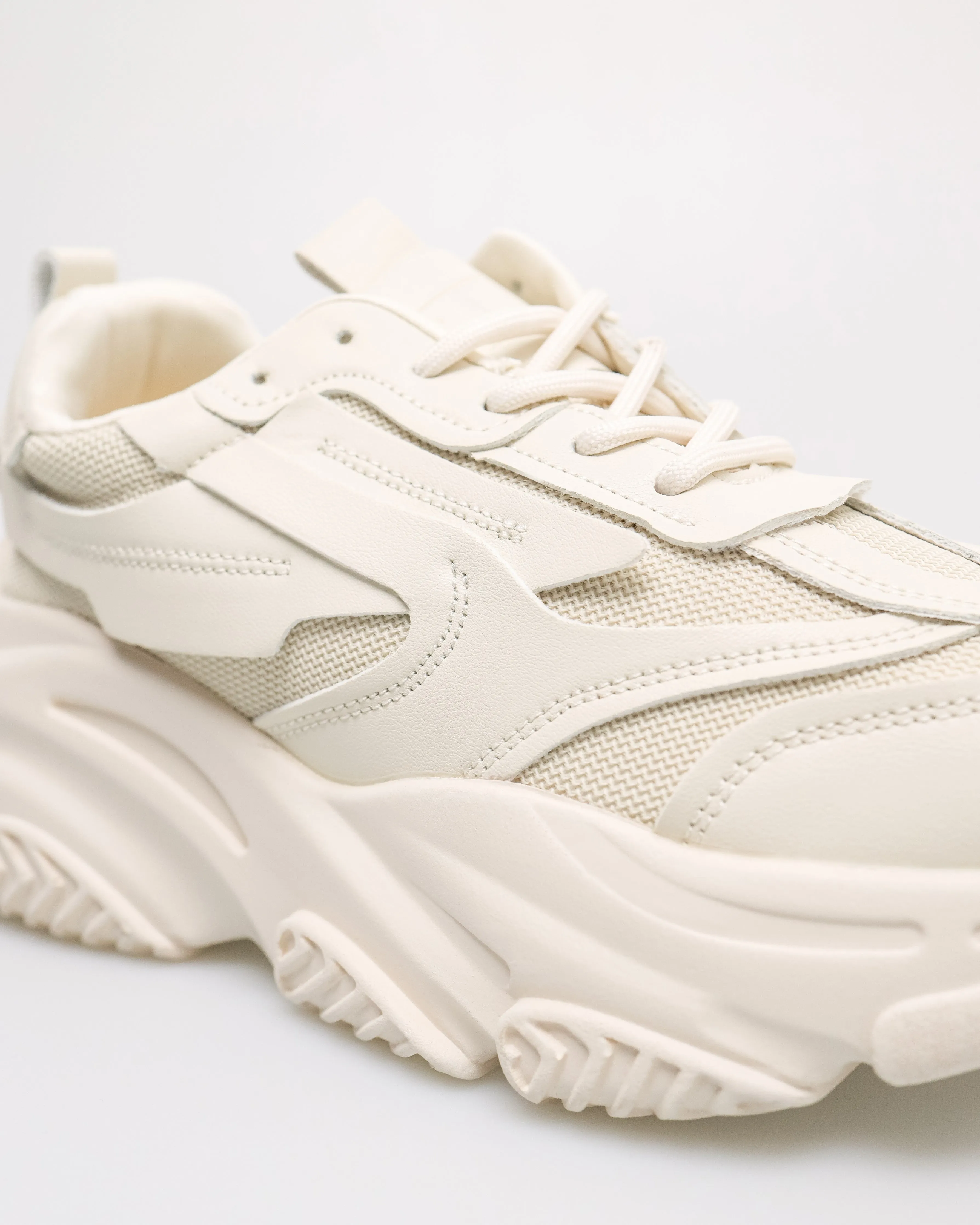 Tomaz YX197 Ladies Titan Lace up Sneakers